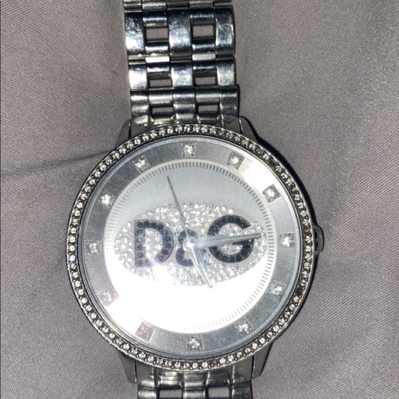 Dolce and Gabanna watch - Picture 3 of 3